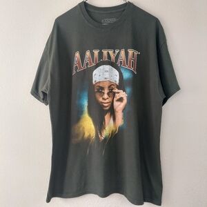 Aaliyah tee shirt
